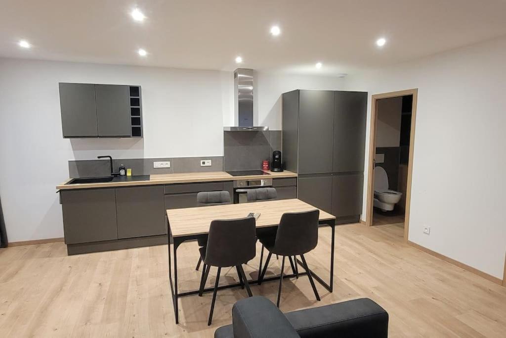 Superbe Appartement T2 Climatise, Idealement Situe Ужин Екстериор снимка